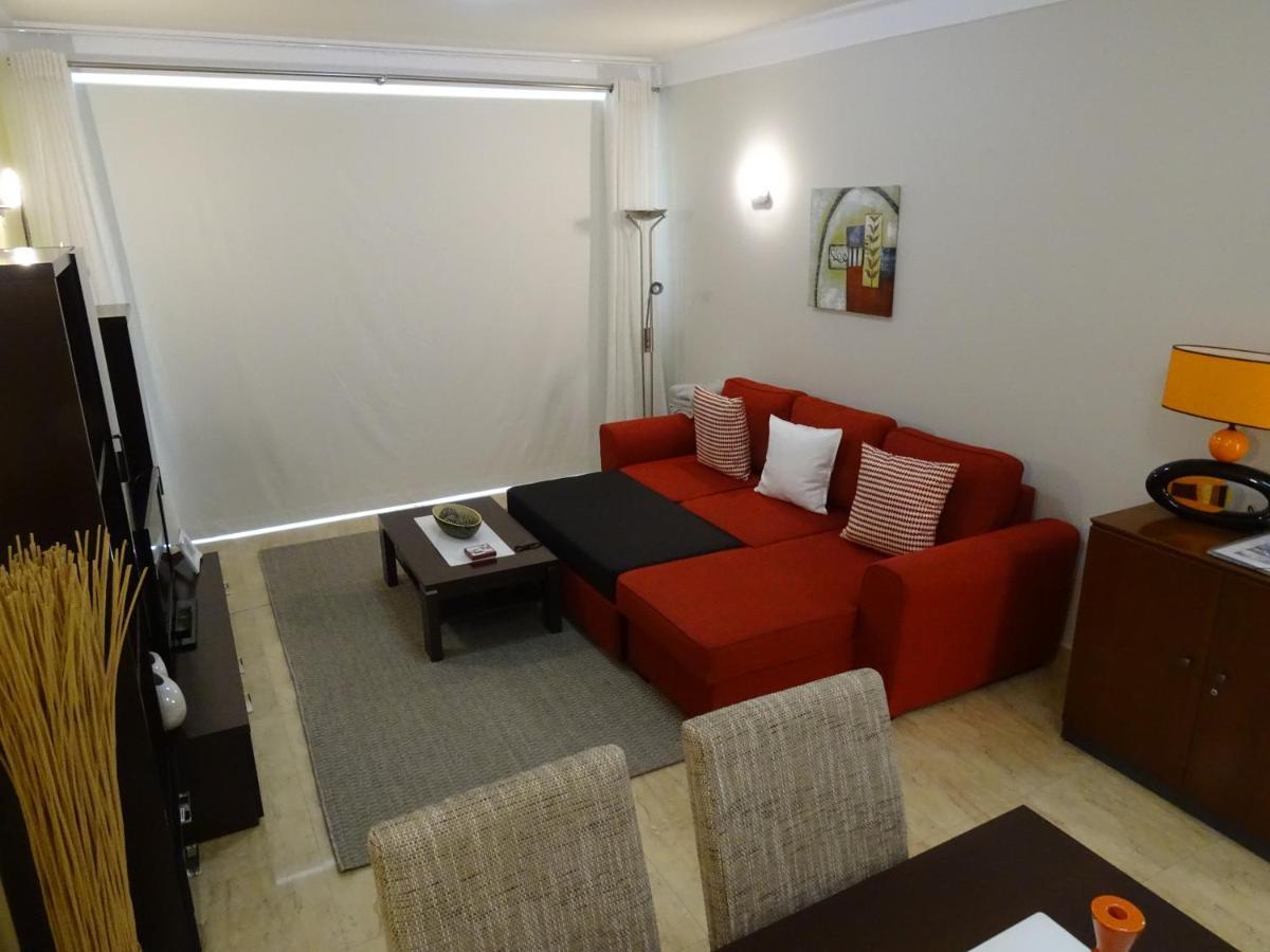 Casa Afonso Henriques * Burgau
